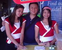 Winston and two Filipinas